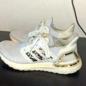 Women’s Ultraboost 20 Glam Pack - White Pink Tint Primeblue